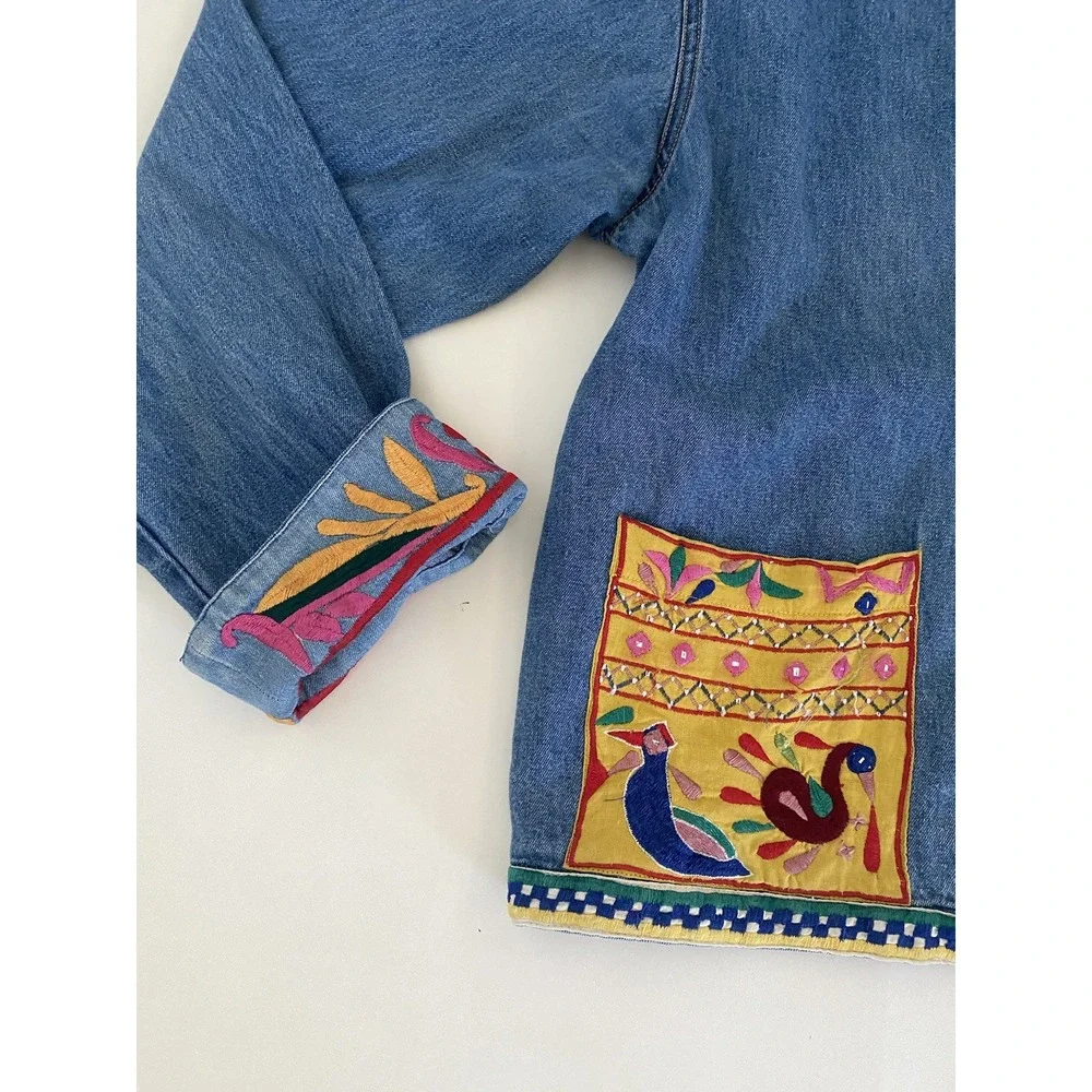 Chicos Denim Jacket Sz 1 Embellished Embroidered Birds & Floral Buffalo Button - Picture 6 of 16
